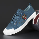 Canvas Shoes Men's Umbrella Cloth Ice Silk Breathable Cloth Shoes Low Help With Soft Embroidery Trend Casual Board Shoes