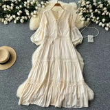 Retro Court Style Dress Women's Summer New High-End Temperament Splicing Lace Embroidered Long-Sleeved