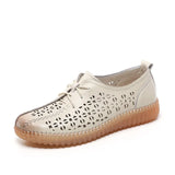 The Size Of The Leather Soft-Soled Hole Shoes Women's Sandals 4142 Breathable Women's Shoes Hand-Empty Mother Shoes Low