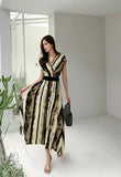 Light Luxury Retro Sleeveless V-Neck Print Dress Women's Summer Waists Thin Temperament Elegant Famous