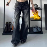 Retro Washed Distressed Boyfriend JeansOutfit