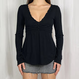Pure Lust Lace Wood Ear Splicing Long-Sleeved T-Shirt Hottie Sexy Low-Breast V-Neck A Fold Design