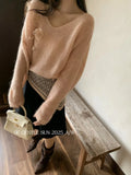 Xixi 2025 Autumn New White Standard Loose Long-Sleeved V-Neck Knitted Shirt Ma Hai Wool Women