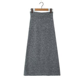 Temperament Gray V-Neck Long-Sleeved Knitwear In Autumn 2025 + High-Waisted Knitted Half-Dress