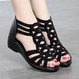 New Soft Leather Roman Sandals Women Summer Soft Bottom Water Drill Mother Shoes Fashion Wearing Ladies Sandals Slopes And