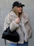 Women's Winter Fashion Temperament Style Wind Artificial Fur Coat