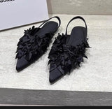 New Flat-Bottomed Sandals Women's French Temperament Bows Cool Slippers Low Heel Pointy Cloth Single