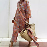 Explosion Autumn Five-Sleeve Striped Sides On Both Sides Of The Fork Shirt Dress