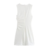Three-Color Knitted Folds Decorated Sleeveless