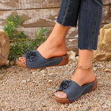 Women's Shoes Sliders In The Summer Of 2025 Women Wearing Slopes And Flowers Slippers Women's Sandals Beach