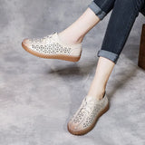 The Size Of The Leather Soft-Soled Hole Shoes Women's Sandals 4142 Breathable Women's Shoes Hand-Empty Mother Shoes Low