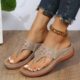 Summer New Large-Size Hollow Water Drill Pine Cake Bottom Clip Outside Wearing Flat Beach Cool Slippers