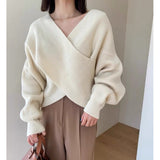 Korea Dongdaemun Autumn And Winter New Temperament Simple V-Neck Cross-Design Sense Loose Knitted