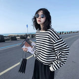 Zingj 2024 New Korean Women's Striped Long-Sleeved T-Shirt Female Top Students Thin Loose Round Collar Hoodie