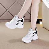 The Small White Shoes Women 2025 New Korean Version Of Casual Fashion Breathable Student Sports Loose Cake Bottom Thick Bottom Street