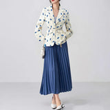 Autumn And Winter New Fashion Waists Thin Tie Loose V-Neck Coat