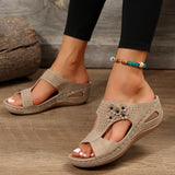 Slopes And Slippers Women 2025 Fashion Casual Sandals Women Hollow Light Outer Sandals Women Wearing
