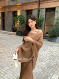 Xixi 2025 Autumn New White Standard Loose Long-Sleeved Cloak Knitted Shirt Knitted Knitted Female