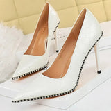 Shoes White Women Pumps Patent Leather Shoes High Heels Stiletto Luxury Party Shoes Metal Chain Rivets Heels Pumps