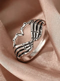 Skull Heart Pattern Ring- Outfit