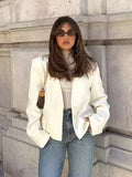 2025 Fashion Pocket V-Neck Short Wide Ladies Suit Jacket