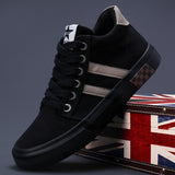 The Autumn Of 2025, The New Men's Shoes Korean Version Of The Trend Of Fashion Casual Men's Canvas Shoes With Comfortable Flat