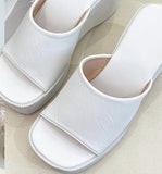 Cake Bottom High And Exposed Toe Slippers Women Outside The Slope And Large Beach Cold