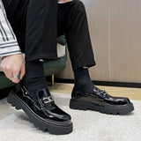 Of 2025 New Youth Round Head Set Foot Fashion Leisure Low Help Lacquer Leather Tooling Small Leather Shoes