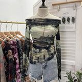 Graffiti-Printed Shoulder-Threin Mesh Long-Sleeved Blouse Side Drawstring Tethered With Slime T-Shirt