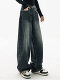Dark Wash Vintage Baggy Boyfriend Jeans-Outfit
