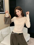 Xixi 2025 Autumn White Standard Temperament Wool Kinesi Flower Bottoming Lady Set On The Coat Woman