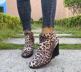 Yards Of Slopes And Female Short Boots In The Autumn And Winter Of The New Flat Bottom Round Head Zipper High Heels And Bare