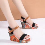 2025 Spring And Summer New Loose Pastry Slope Sandals Women's One-Character Buckle With Thick-Soled Fashion