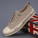 The Autumn Of 2025, Low-Help Canvas Men's Shoes Korean Version Of The Trend Of Soft-Soled Feet With A Soft Soles Of The Casual