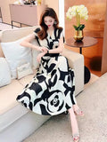 Light Luxury Retro Sleeveless V-Neck Print Dress Women's Summer Waists Thin Temperament Elegant Famous