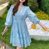Dress Women's New French Temperament Thin Design Small V-Neck Lace Single-Drace Ponoved