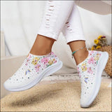Large-Size Casual Shoes 2025 New Running Shoes 3D Printed Butterfly Water Drill A Foot Lazy Shoes