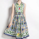 New Court Style Sleeveless Collar To The Waist Showing Thin Sweet Gas Print In The Long Dress