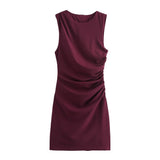 Three-Color Knitted Folds Decorated Sleeveless