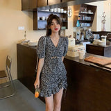 Women Short Puff Sleeves A-line Shirring Mini Design Sexy Holiday V-neck Cozy Vintage Fashion Casual Tunic Brisk