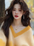 V-Neck Gradient Knitted Jersey Woman 2025 New European Top Temperament Loose Soft