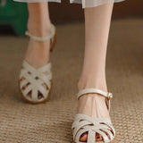 Wind Sandal Shoes Women 2025 New Summer Niche Buns Woven Hollow Coarse Heel Buckle Roman