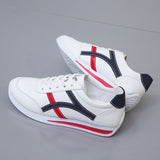 White Students Sports Leisure Flat Shoes Large Size Small White Shoes Women 2025 New Spring Breathable