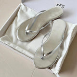 Korean Version Of Simple Silver Flip-Flops Women's Summer Flat Bottom Seaside Holiday Clip Cool Slippers Summer