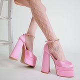 Summer Chunky Heel Hollow SandalsOutfit