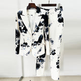 New Star Temperament Fashion Digital Print A Buckle Suit Small Foot Pants Set