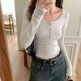 Bottomed Shirt A New Threaded Blouse In Early Autumn Is Worn Inside A Collarbone Long-Sleeved