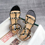 New Flat Sandals Female Warren V Family Rivet Shoes Korean Version Of The Round Head Sexy Cool Drag Size