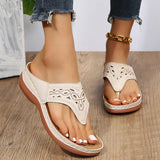 Summer New Large-Size Hollow Water Drill Pine Cake Bottom Clip Outside Wearing Flat Beach Cool Slippers