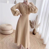 And Winter Goddess Fan Sweater Dress 2025 New Female Waist Thin French Style Knitted Dress Dress Dress Dress